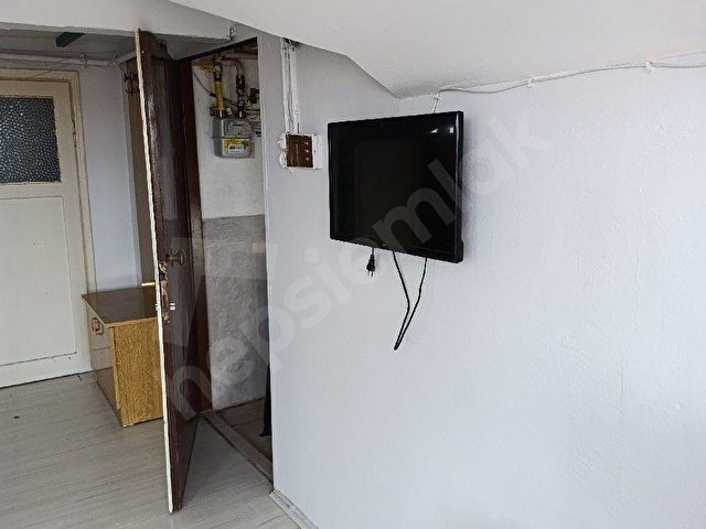 Borazanlar Mahallesi Eşyalı (1+1) Kiralık Daire - Görsel 11