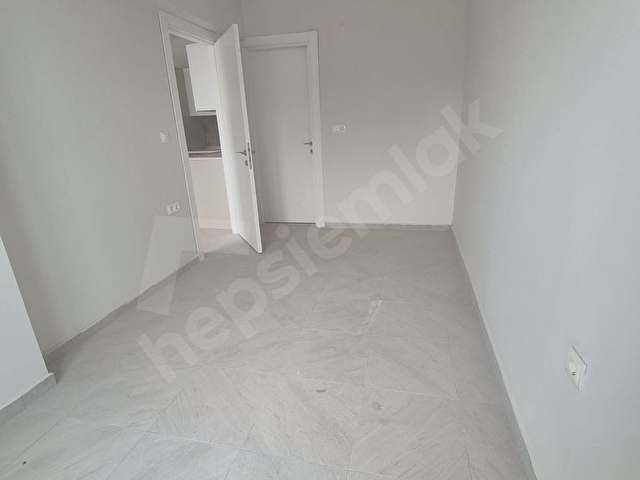 Üniworldde Satılık Apart - Görsel 6