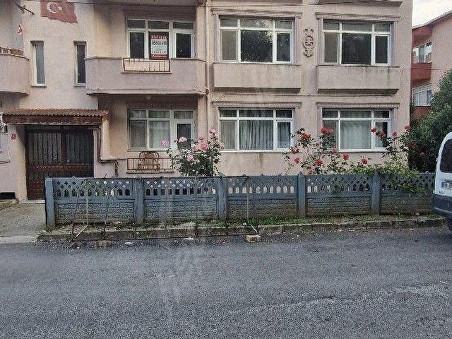 SATILIK DAİRE ARA KAT KURTULUŞTA TOPRAK EMLAKTAN - Görsel 2