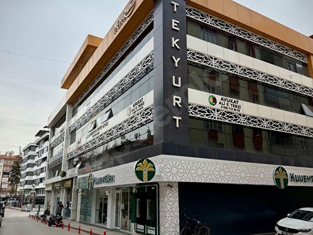 HACI MÜTAHİR MAHALLESİ MERKEZDE SATILIK LÜKS OFİS