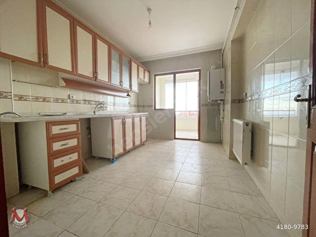 Milenyum EmlakTan Kelepir 5+1 260 m2 3.Kat Şehir Manzaralı Açık Teraslı Fırsat Dairesi ** - Görsel 13