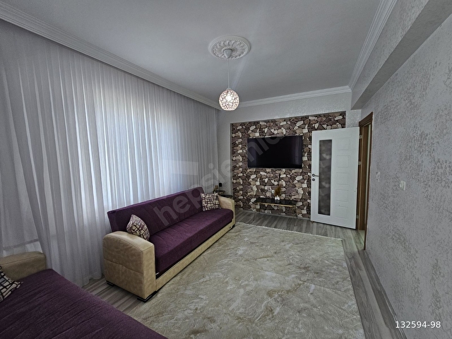 ÇATI EMLAKTAN SATILIK FULL YAPILI DAİRE 7 YILLIK - Görsel 7