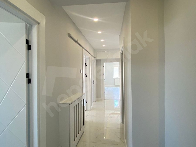 SYMDEN AKŞEMSETTİN MH KATTA MERKEZE ULAŞIMA YAKIN 3+1DAİRE!!! - Görsel 9