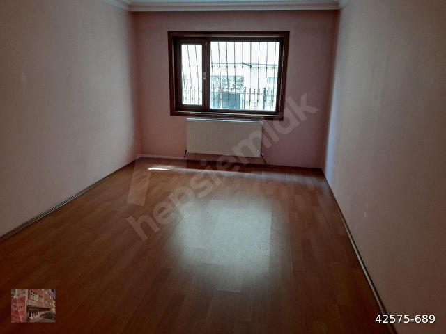 DEMİRLİBAHCE DE FURKAN EMLAKTAN GİRİŞ KATTA 2+1 SATILIK DAİRE - Görsel 9