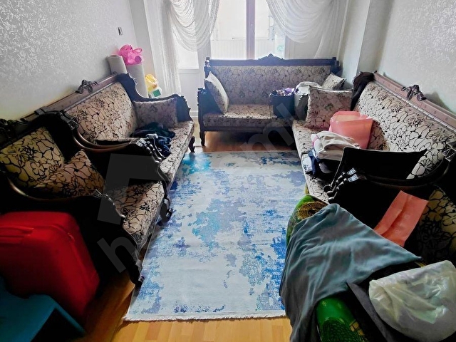 Uluönder Caddesi Arakat 4+1 Doğalgazlı Bakımlı Aydınlık Daire
