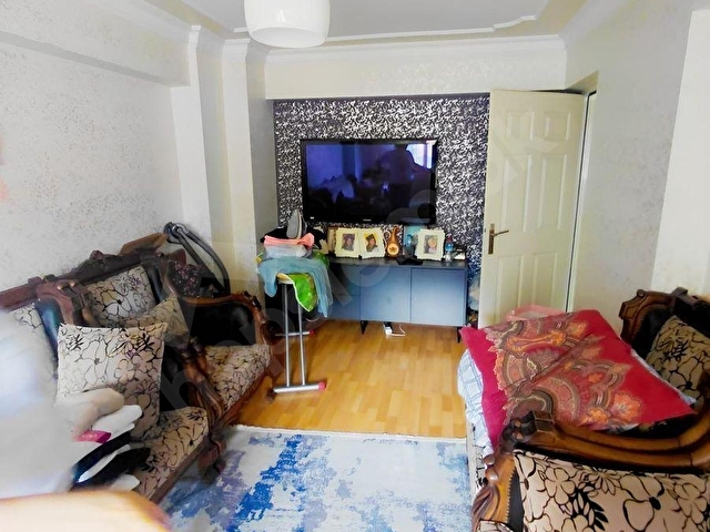 Uluönder Caddesi Arakat 4+1 Doğalgazlı Bakımlı Aydınlık Daire - Görsel 19