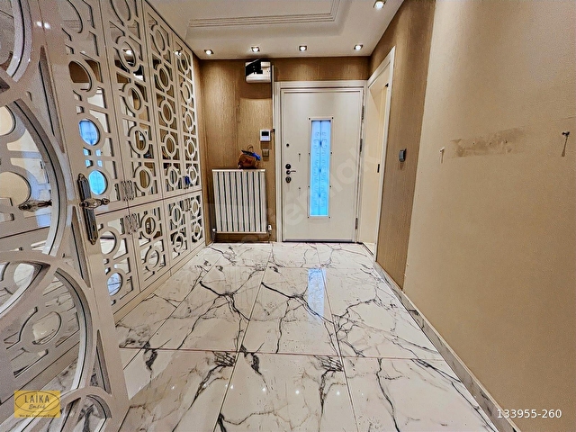 Laika Emlaktan Sitede Müstakil 950 m² 9+2 Boş Villa - Görsel 2