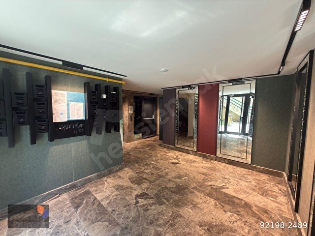 YUNUS EVLER ÇINAR PROJESİNDE MODERN MİMARİLİ SALON MUTFAK AYRI EBEVEYN BANYOLU 1+1 - Görsel 15