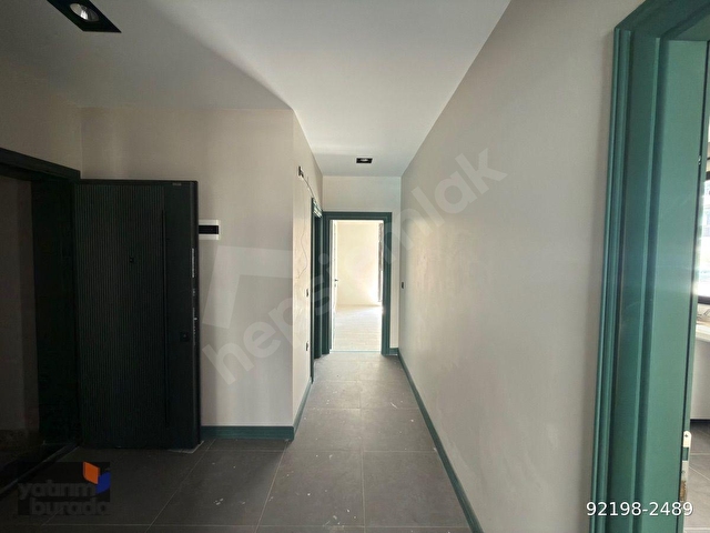 YUNUS EVLER ÇINAR PROJESİNDE MODERN MİMARİLİ SALON MUTFAK AYRI EBEVEYN BANYOLU 1+1 - Görsel 30