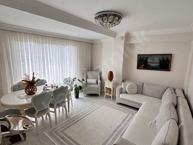 ÖZ NOVADAN İKİ AİLE UYGUN CADDE YANI ULAŞIM KOLAY AYRI GİRİŞ 4+1 190M² DUBLEKS