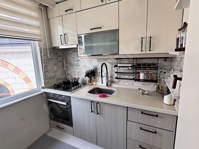 ÖZ NOVADAN İKİ AİLE UYGUN CADDE YANI ULAŞIM KOLAY AYRI GİRİŞ 4+1 190M² DUBLEKS - Görsel 22