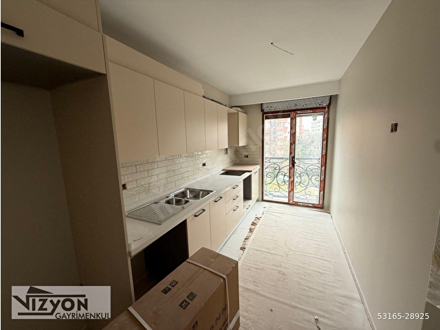 İnönü Caddesi Üzerinde Sıfır Bina Ebeveyn Banyolu 120m2 Brüt 3+1