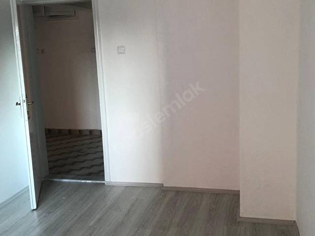 Burdur Merkez Bahceli Evlerde Kiralik 2 1 135m2 Daire 81849 469 Hurriyet Emlak