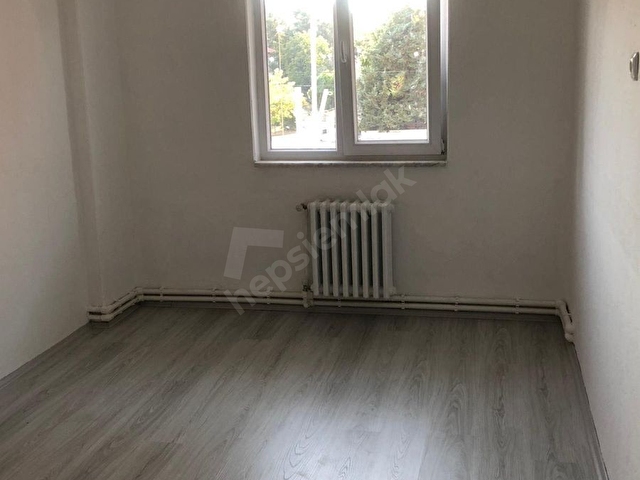 Burdur Merkez Bahceli Evlerde Kiralik 2 1 135m2 Daire 81849 469 Hurriyet Emlak