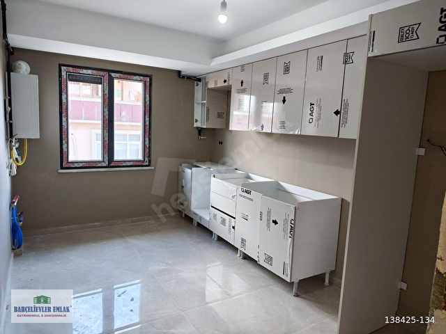 BAHÇELİEVLER BASIN SİTESİ OTOPARKLI SATILIK SIFIR LÜKS 3+1 DAİRE - Görsel 13