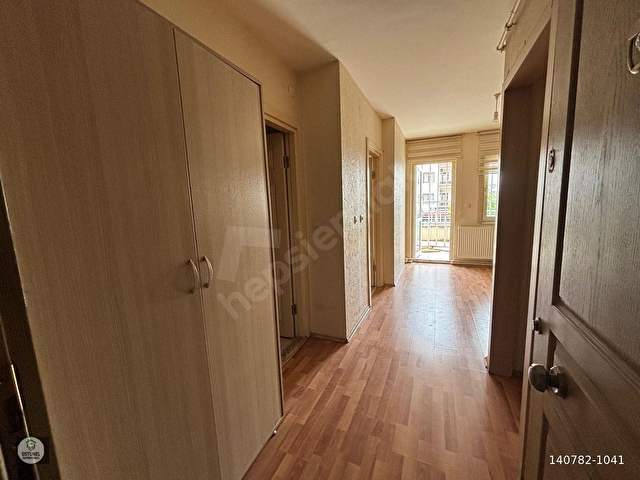 ÜSTÜNELDEN ÜNİVERSİTE KARŞISINDA KİRACISIZ SATILIK DAİRE - Görsel 4