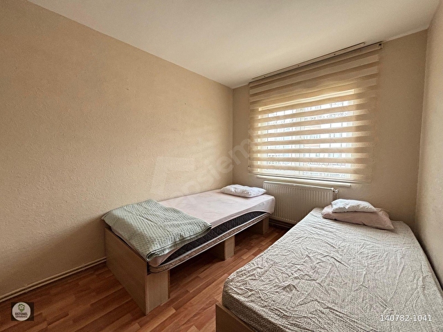 ÜSTÜNELDEN ÜNİVERSİTE KARŞISINDA KİRACISIZ SATILIK DAİRE - Görsel 23