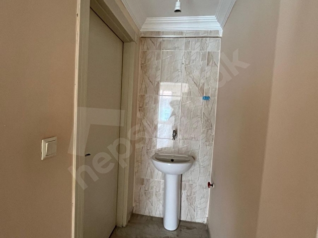 BİRLİKTEN SİTE İÇERİSİNDE KİLERLİ-EBEVEYN BANYOLU 3+1 FIRSAT D - Görsel 25