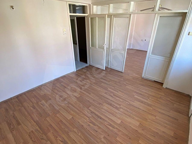 GÖKÇE BAĞÇİVAN GAYRİMENKULDEN MERKEZİ LOKASYONDA ÖN CEPHE DAİRE - Görsel 8