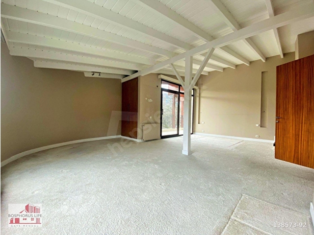 Tarabyada İskanlı Havuzlu Kapalı Garajlı Villa - Görsel 28