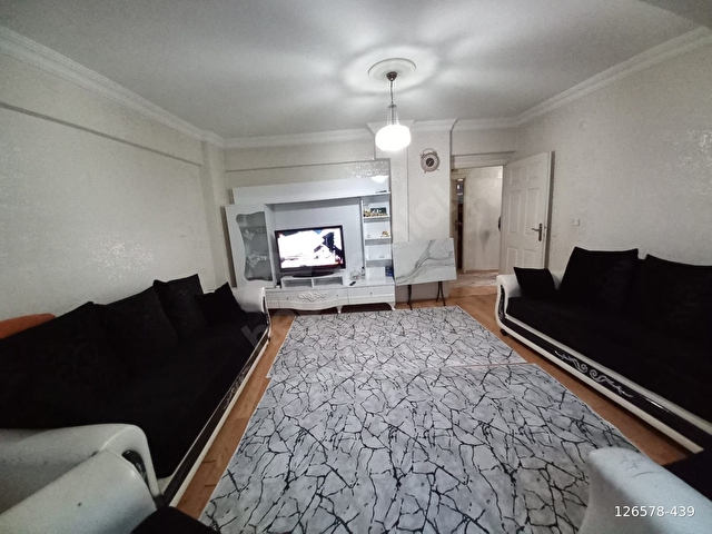 ÇIRÇIR MERKEZDE METROYA YAKIN 100M² 2+1 ARAKAT DAİRE - Görsel 2