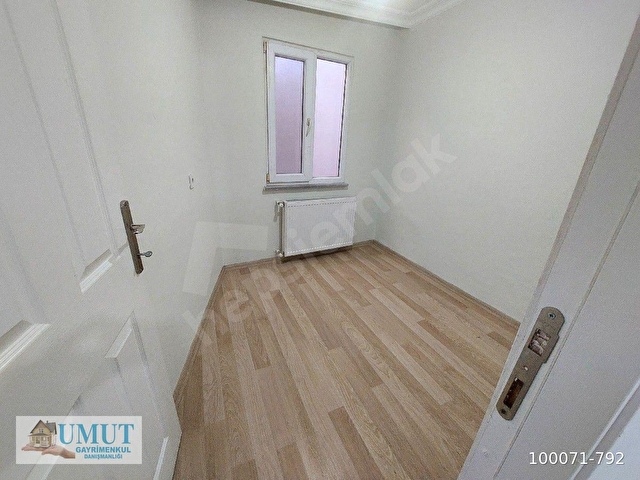 G.O.PAŞA KÜÇÜKKÖY DE SATILIK ACIL  DUBLKS 150M2 2+1alt 2+1 üst KAT METROYA YAKIN YÜRÜME MESAFEDE DIR - Görsel 18