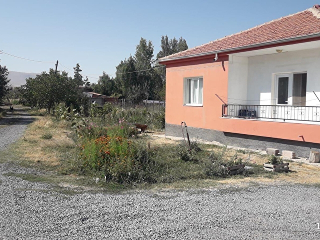 Toros Emlak Tan Amas Baglarinda Satilik 3500 M2 Bahce 119047 55 Hurriyet Emlak