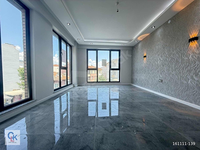 ÇELİKOĞLU YAPI EMLAKTN BURSA CADDESİ ÜSTÜ 150M2 3+1 DAİRE - Görsel 4