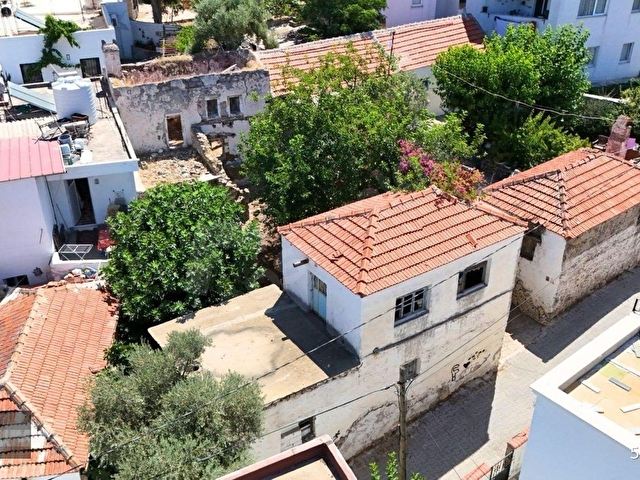 Gündoğan Tadilatlık 2 Adet Taş Ev ve Arsası - Görsel 6