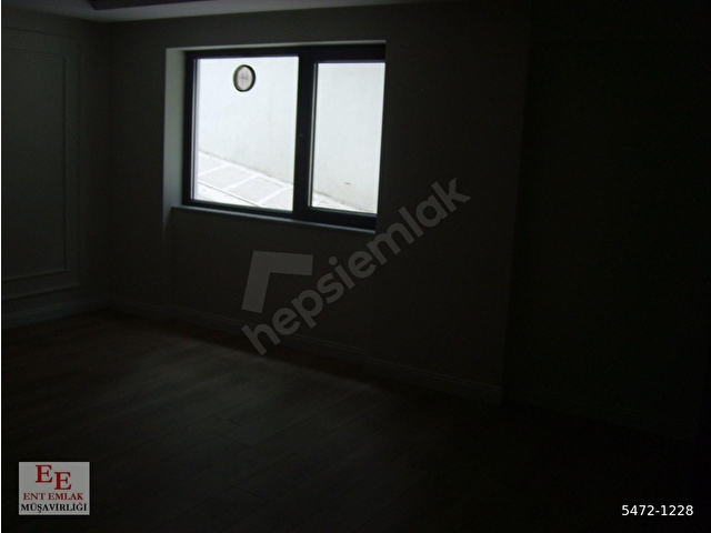 BAHÇELİ 2.CADDE ÜZERİNDE 2+1 BAHCE  KATI KOMBİLİ SIFIR DAİRE