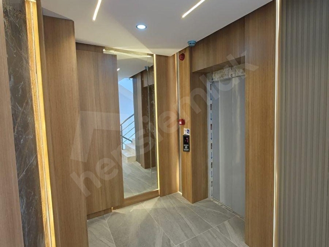 YENİKÖYDE KIRKGÖZ CD. ÜZERİ LÜKS PLAZADA 1+1 KİRALIK OFİS - Görsel 14