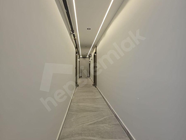 YENİKÖYDE KIRKGÖZ CD. ÜZERİ LÜKS PLAZADA 1+1 KİRALIK OFİS - Görsel 21