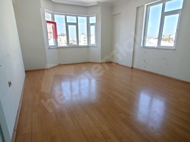 ANTALYA KONYAALTI ALTINKUM MERKEZİ KATTA KİRALIK 3+1 DAİRE - Görsel 3