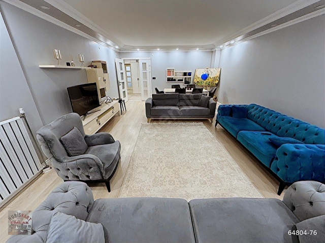 Bahçeşehir Merkezde Gül D Tipi Tadilatlı 3+1 Satılık Daire