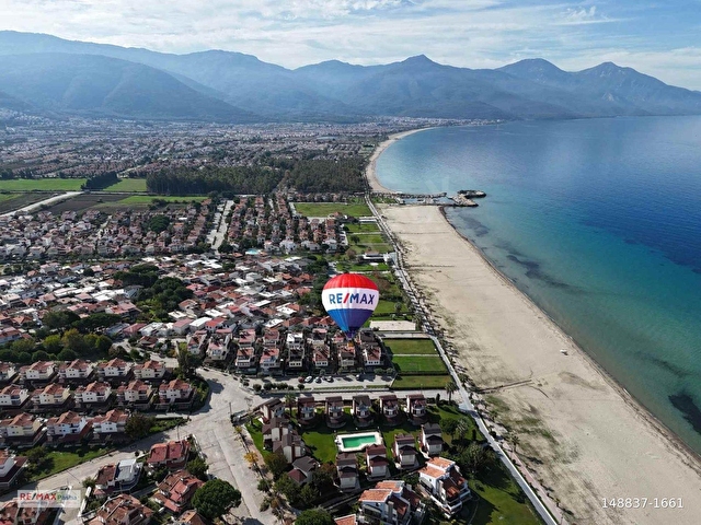 KUŞADASI DAVUTLAR DENIZE SIFIR ÖRNEKKÖY SİTESİNDE SATILIK 4+1 VİLLA - Görsel 3