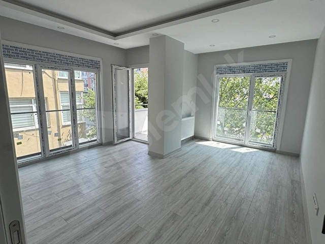 BAKIRKÖY ZUHURATBABA İNCİRLİ CADDESİ ÜZERİNDE YOLA CEPHE - Görsel 18