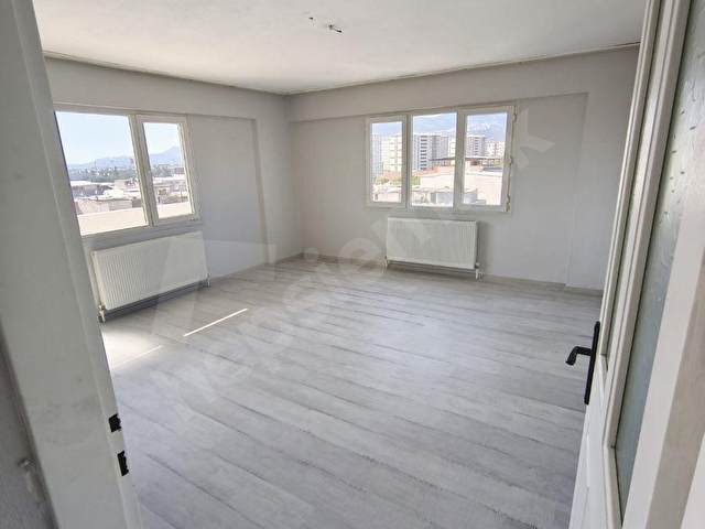 MEVLANA MAHALLESİNDE SATILIK 3+1 DAİRE