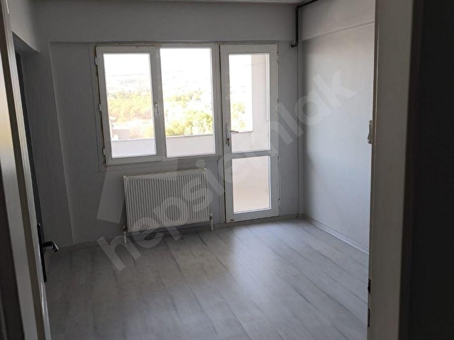 MEVLANA MAHALLESİNDE SATILIK 3+1 DAİRE - Görsel 4