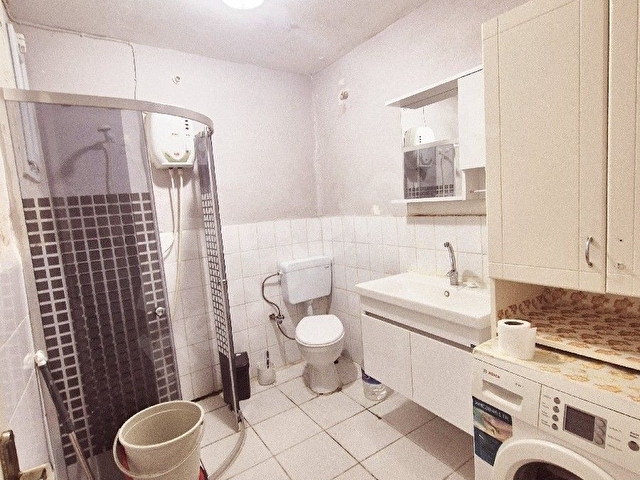 Üçyol metrosuna 200 metre mesafede full eşyalı kiralık daire - Görsel 15