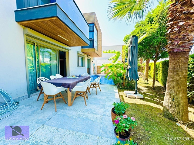 Kadınlardeniz Mah. Özel havuzlu Tek Müstakil 4+1 Villa SATILIK - Görsel 20