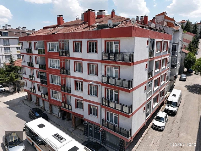 [ İMPARATOR ] BATIKENTTE EBEVEYN BANYOLU KİLERLİ 3+1 DAİRE