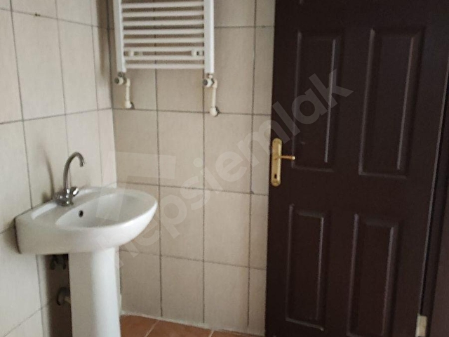 RE/MAX MODDAN Y.EMRE DEVLET HASTANESİ YAKINI KİRALIK 1+1 DAİRE - Görsel 25
