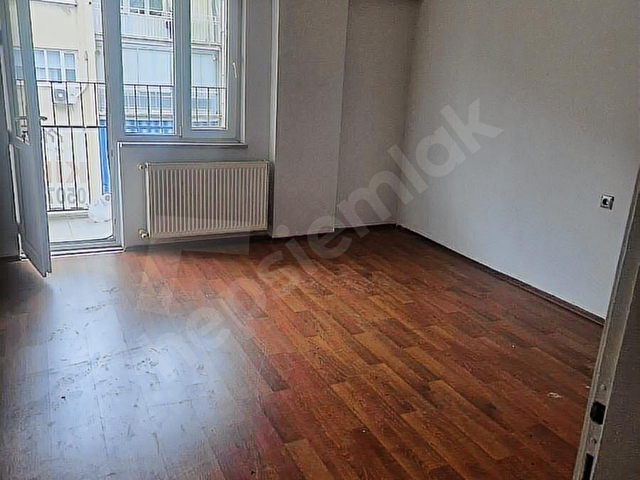 DEĞİRMENÖNÜ/ÇAYBAŞI CADDESİNDE ASANSÖRLÜ ARAKAT DAİRE KİRALIK - Görsel 21