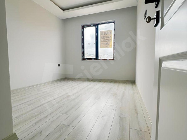 19 Mayıs Bulvar Yoluna Yürüme Mesafesinde Lux Satılık 1+1 Daire - Görsel 9