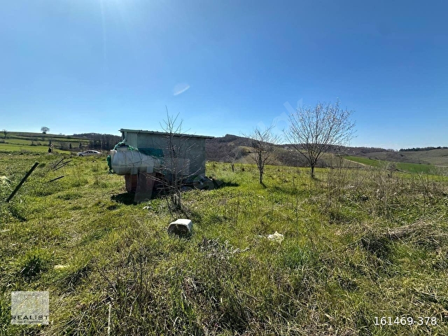 KANDIRA KARLI KÖYÜNDE RESMİ YOLU BULUNAN 1329 M2 TARLA - Görsel 9