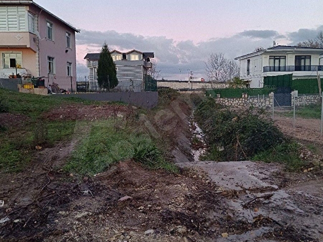 Kartepe Sarımeşe de satılık 215,77 M2 villalık arsa - Görsel 11