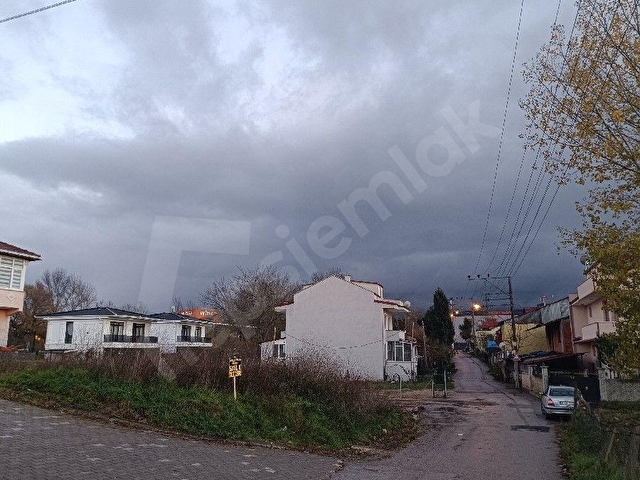 Kartepe Sarımeşe de satılık 215,77 M2 villalık arsa - Görsel 22