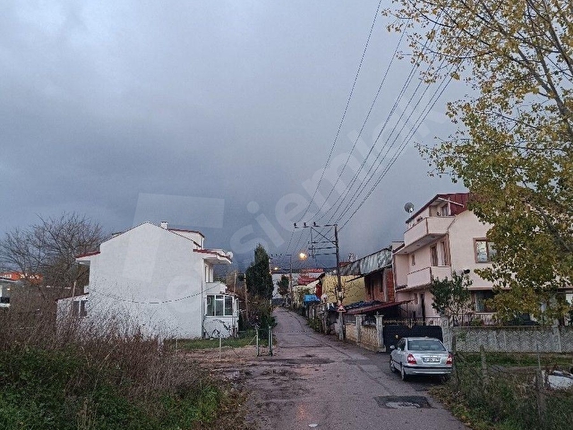 Kartepe Sarımeşe de satılık 215,77 M2 villalık arsa - Görsel 30