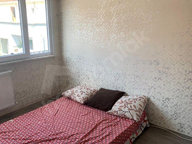 2 adet 3+1 satılık daire toplam 210 metrekare,kombili,balkonlu fındıkzadenin merkezinde.teras katı.. - Görsel 6
