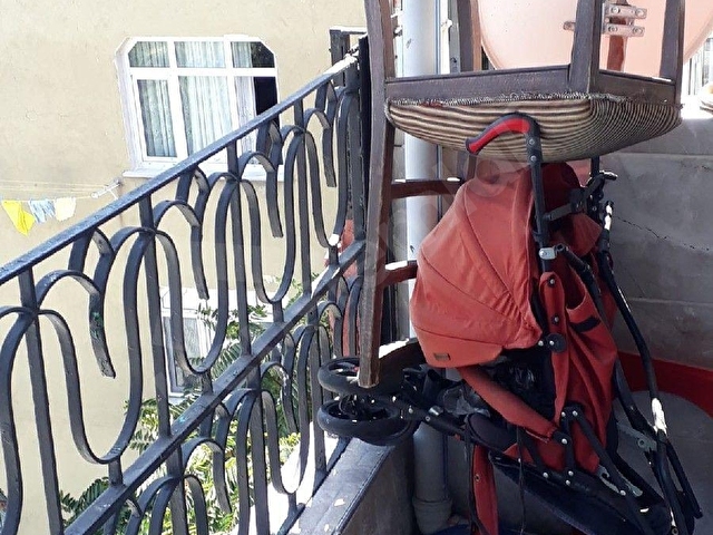 2 adet 3+1 satılık daire toplam 210 metrekare,kombili,balkonlu fındıkzadenin merkezinde.teras katı.. - Görsel 13